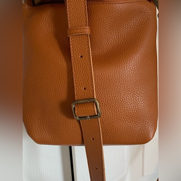 Genuine italian leather crossbody messenger - Picture 6 of 15